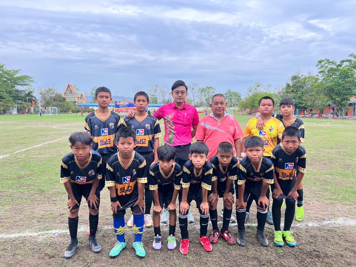 เข้าร่วมการแข่งขันกีฬาฟุตบอลนักเรียนอำเภอบ้านบึง SJC CUP ครั้งที่ 11
