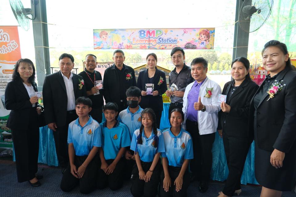 ร่วมงานเปิดบ้านวิชาการ ที่โรงเรียนบ้านเขาดิน