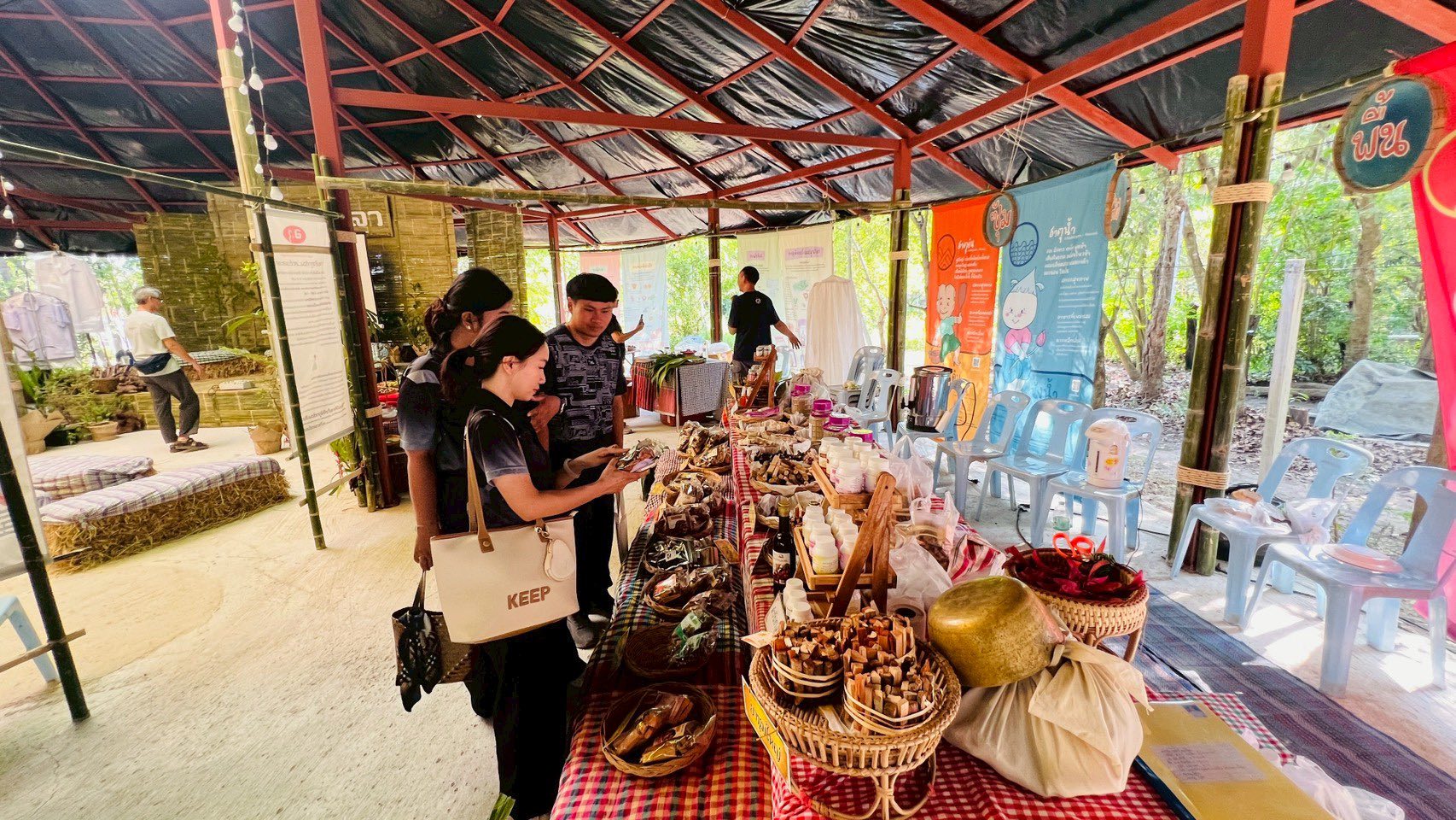 ศึกษาดูงาน เศรษฐกิจพอเพียง ณ ศูนย์กสิกรรมธรรมชาติมาบเอื้อง