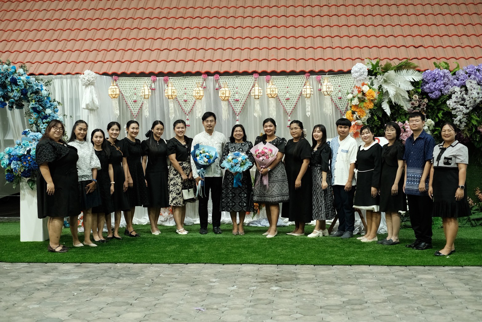 ร่วมงานกษิณาลัย กตเวที เกียรติศักดิ์ศรี ครูดีศรีบ้านบึง